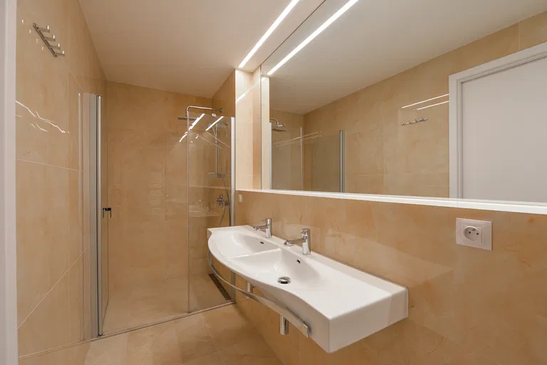 Pod Ateliéry, Hlubočepy - Praha 5 | Prenájom, Byt, 5-izbový, 251 m²