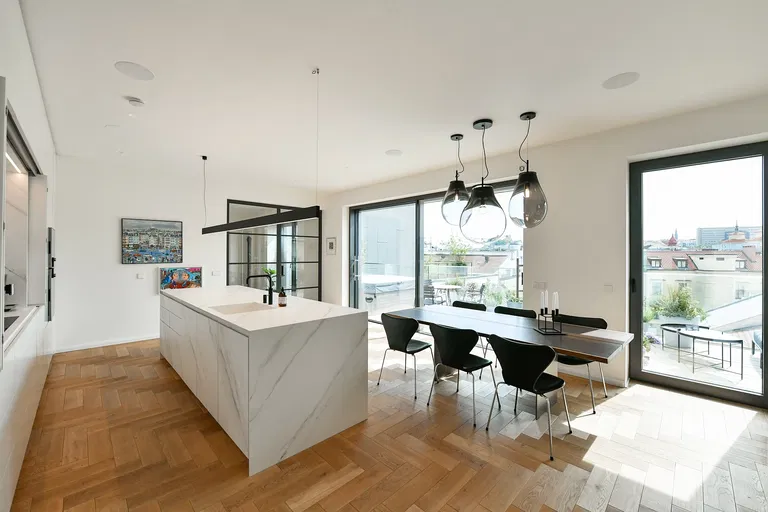 Dlážděná, Nové Město - Praha 1 | Predaj, Byt, 4-izbový, 251 m²