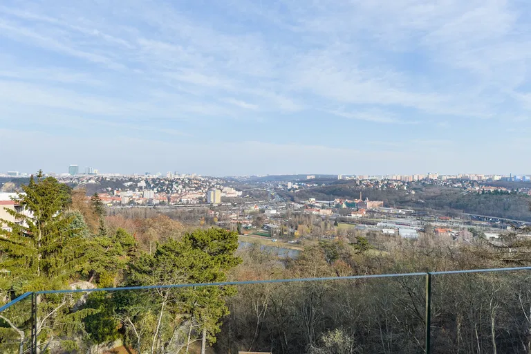 Pod Ateliéry, Hlubočepy - Praha 5 | Prenájom, Byt, 5-izbový, 251 m²