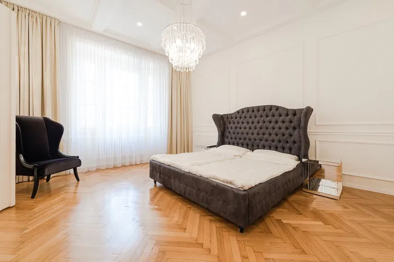 Laurinská, Staré Mesto - Bratislava I | Prenájom, Byt, 3-izbový, 110 m²