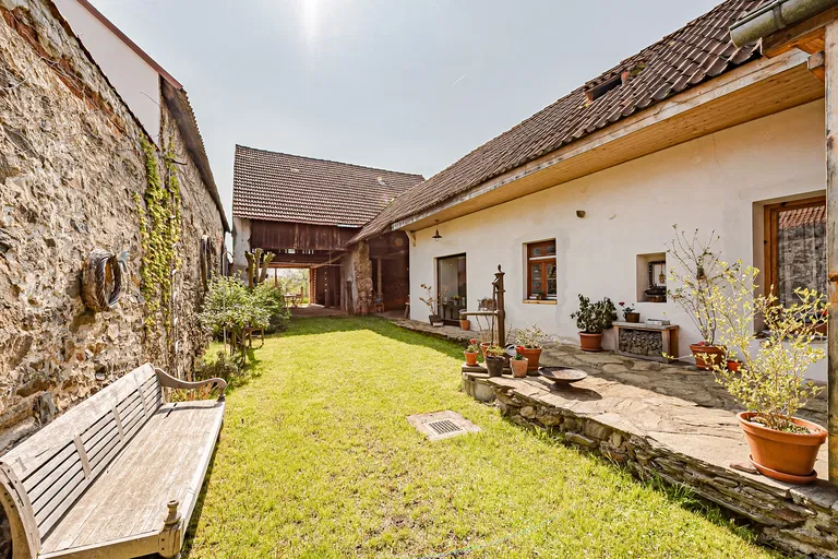 Rataje - Tábor | Predaj, Rodinný dom, 2-izbový, 83 m²