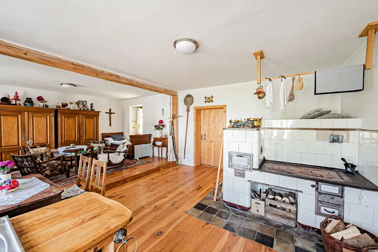 Rataje - Tábor | Predaj, Rodinný dom, 2-izbový, 83 m²