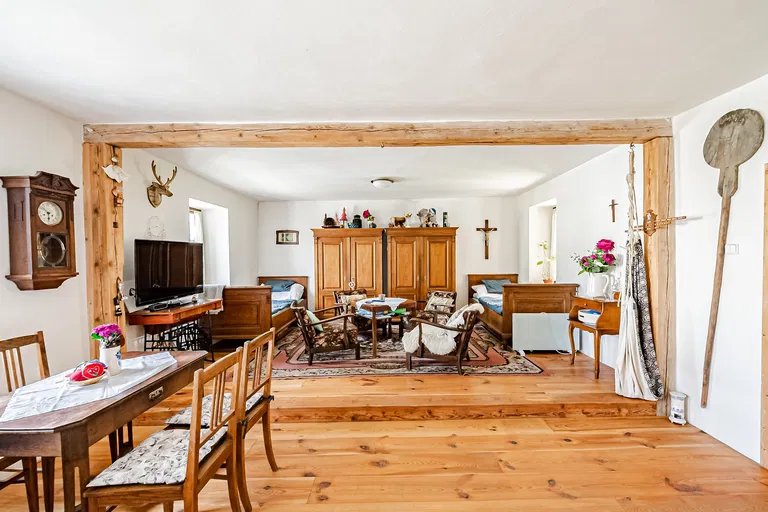 Rataje - Tábor | Predaj, Rodinný dom, 2-izbový, 83 m²