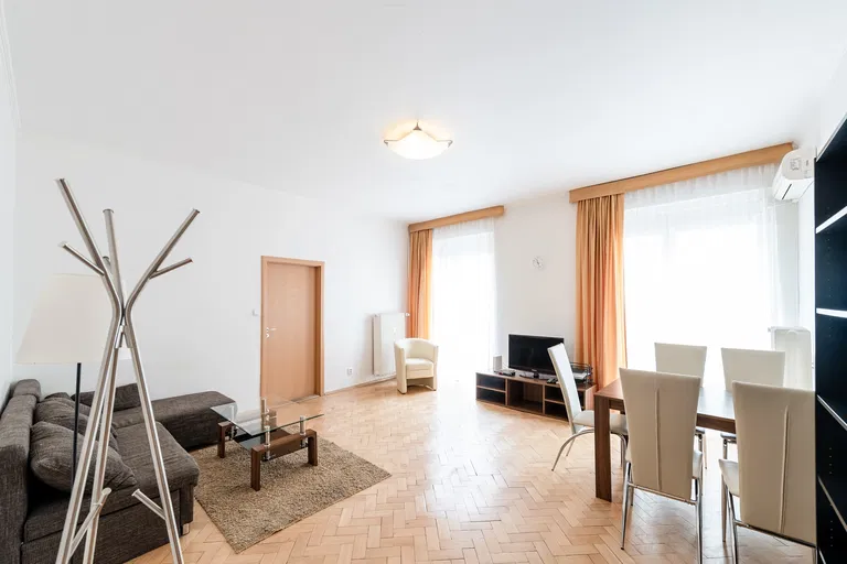 Laurinská, Staré Mesto - Bratislava I | Prenájom, Byt, 3-izbový, 84 m²