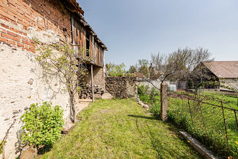 Rataje - Tábor | Predaj, Rodinný dom, 2-izbový, 83 m²