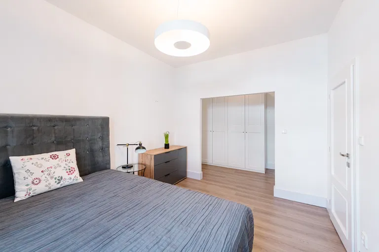 Gorkého, Staré Mesto - Bratislava I | Prenájom, Byt, 2-izbový, 77 m²