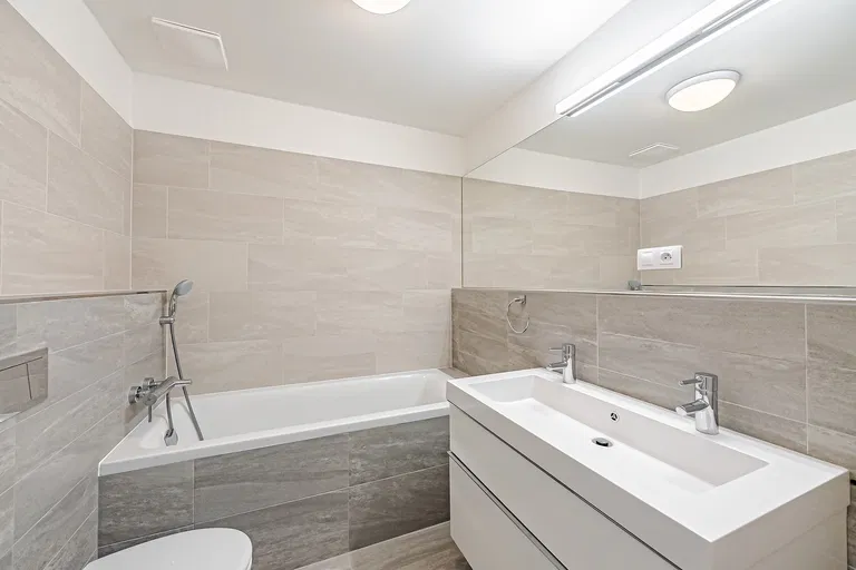 Učňovská, Hrdlořezy - Praha 9 | Predaj, Byt, 3-izbový, 83 m²
