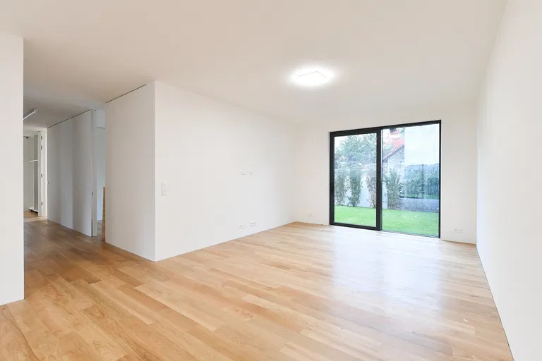 Pod Svahem, Braník - Prague 4 | Sale, Apartment, Four-bedroom (5+kk), 161 m²