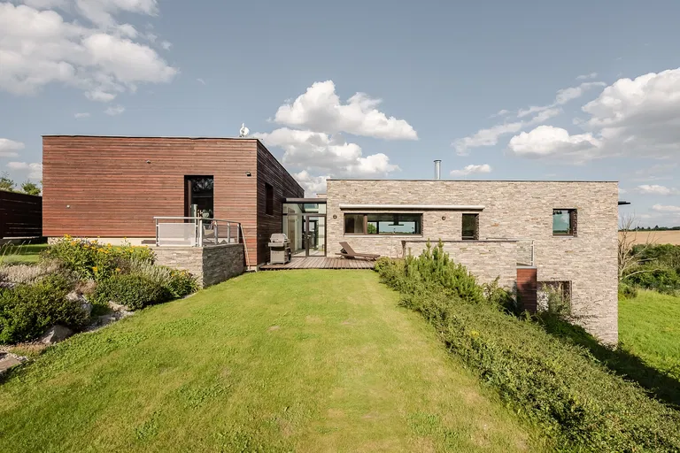 Višňovka, Drahelčice - Praha-západ | Sale, House, Six-bedroom (7+kk), 441 m²