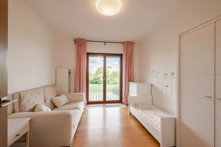 Višňovka, Drahelčice - Praha-západ | Sale, House, Six-bedroom (7+kk), 441 m²