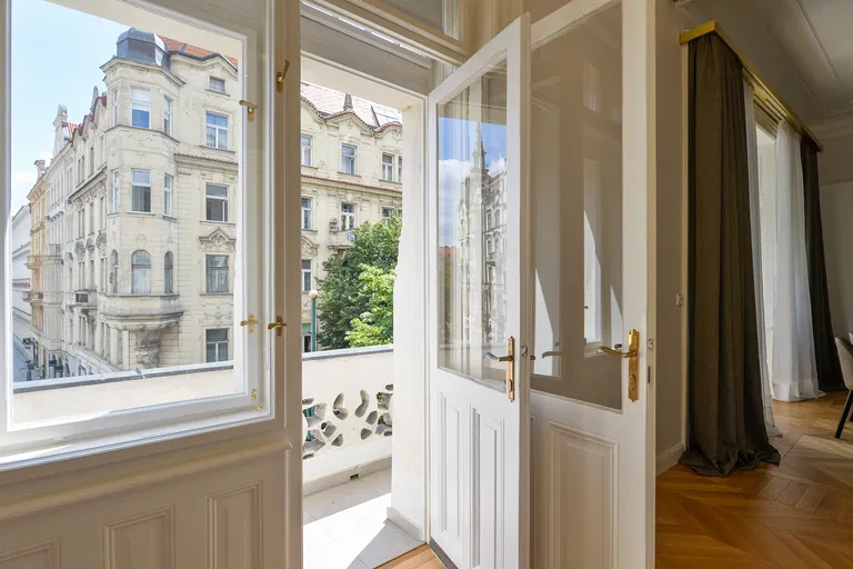 Pařížská, Josefov - Praha 1 | Prenájom, Byt, 2-izbový, 80 m²