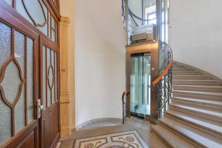 Pařížská, Josefov - Praha 1 | Prenájom, Byt, 2-izbový, 80 m²