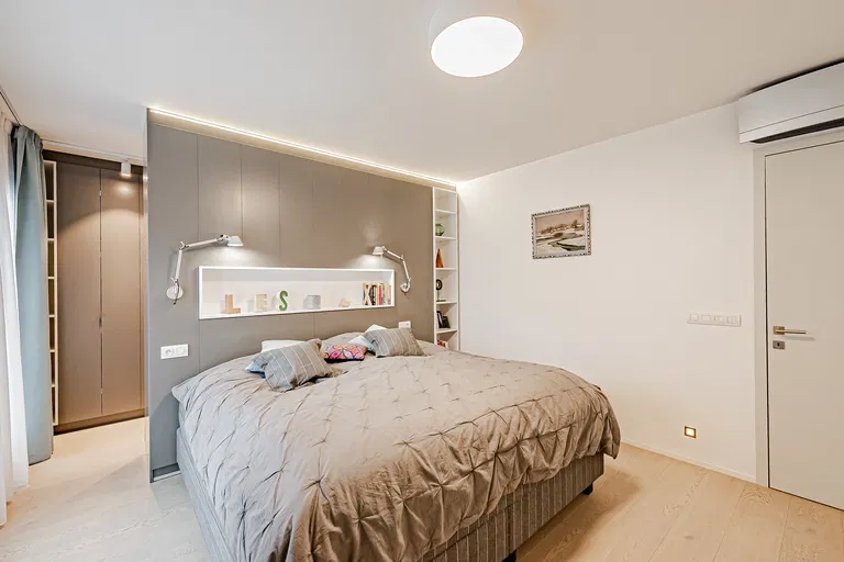 Na Hřebenech I, Podolí - Prague 4 | Sale, Apartment, Four-bedroom (5+kk), 168 m²