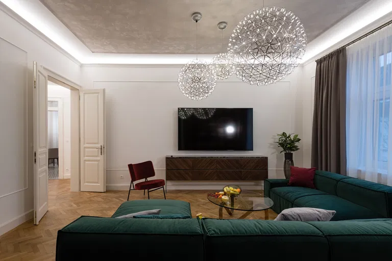 Godrova, Staré Mesto - Bratislava I | Rent, Apartment, Three-bedroom (4+1), 138 m²