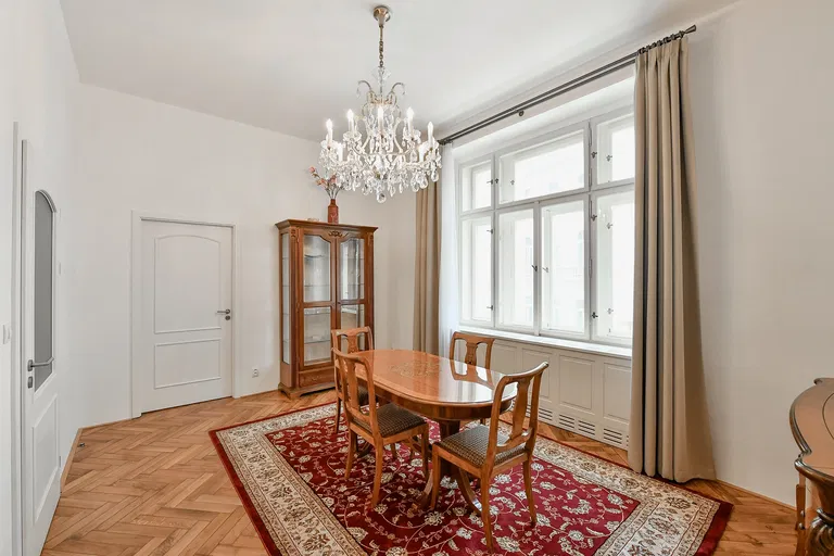 Vodičkova, Nové Město - Prague 1 | Sale, Apartment, Two-bedroom (3+1), 117 m²