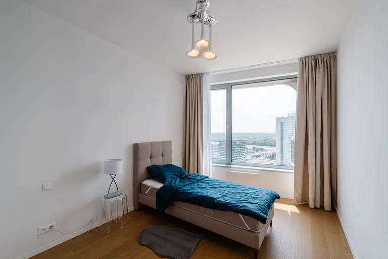 Továrenská, Staré Mesto - Bratislava I | Prenájom, Byt, 3-izbový, 96 m²