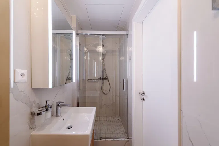 Továrenská, Staré Mesto - Bratislava I | Prenájom, Byt, 3-izbový, 96 m²