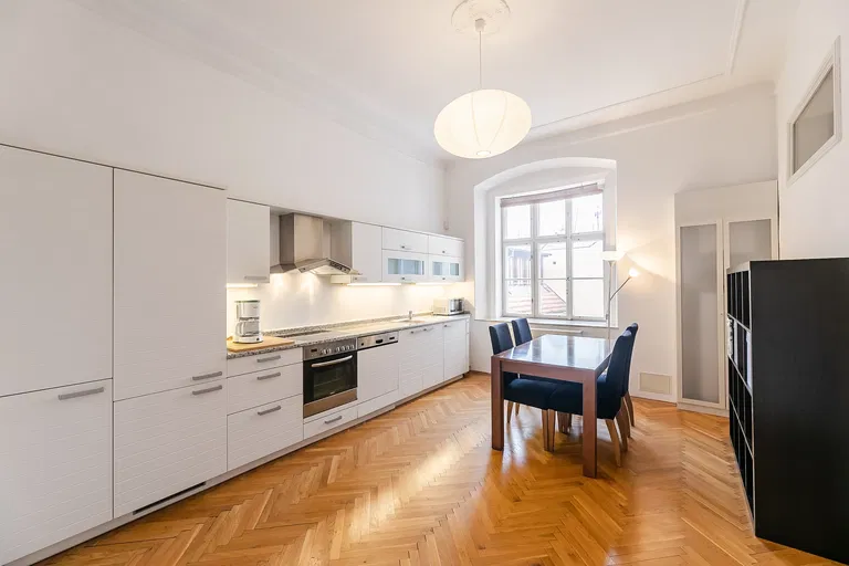 Husova, Staré Město - Praha 1 | Prenájom, Byt, 2-izbový, 69 m²