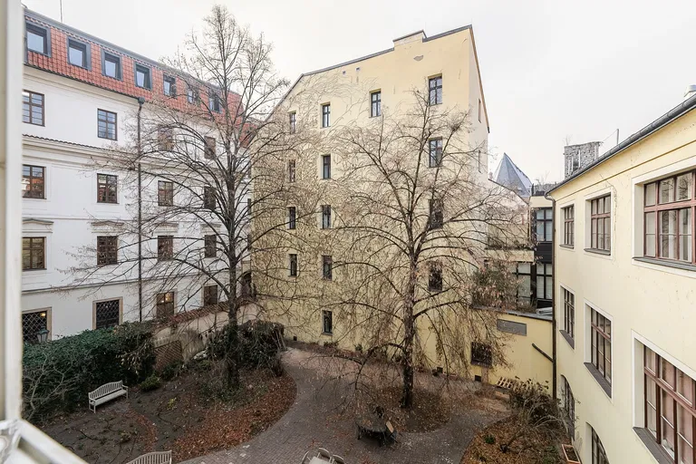Husova, Staré Město - Praha 1 | Prenájom, Byt, 2-izbový, 69 m²