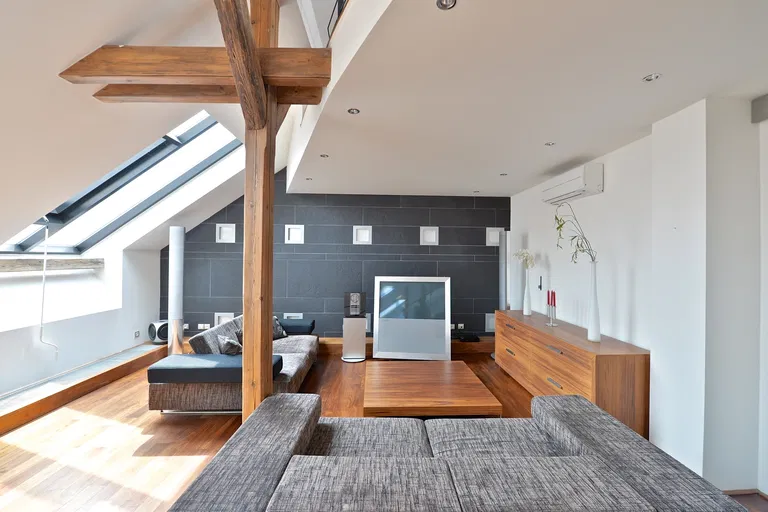 Pštrossova, Nové Město - Praha 1 | Prenájom, Byt, 3-izbový, 235 m²