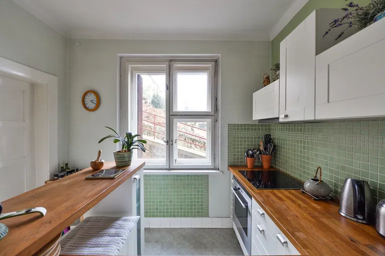 Libušina - Praha-západ | Predaj, Rodinný dom, 7-izbový, 380 m²