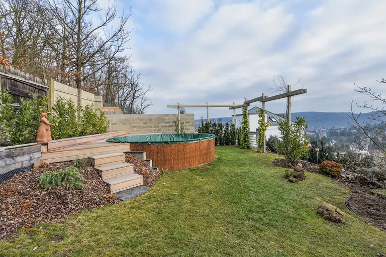 Libušina - Praha-západ | Predaj, Rodinný dom, 7-izbový, 380 m²