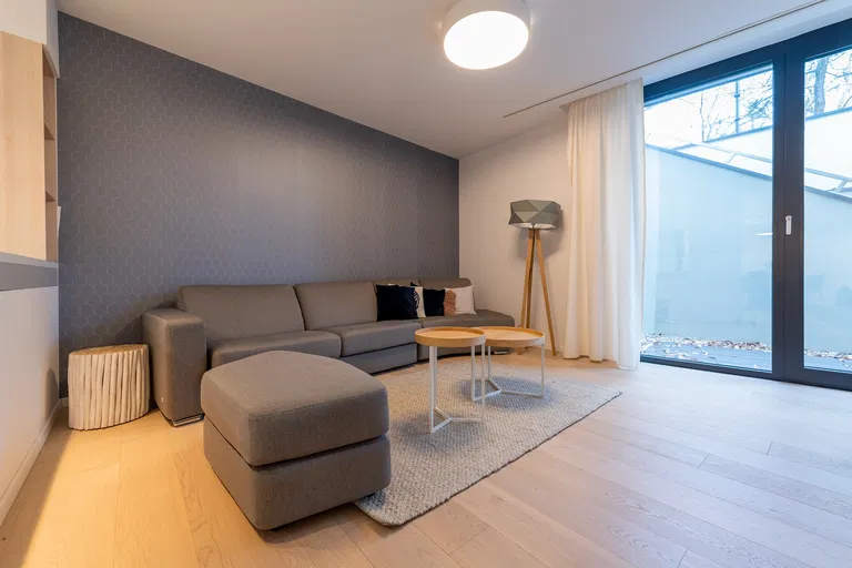 Na Štyridsiatku, Staré Mesto - Bratislava I | Prenájom, Byt, 3-izbový, 164 m²