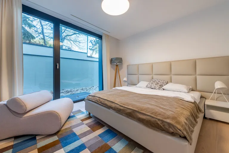 Na Štyridsiatku, Staré Mesto - Bratislava I | Prenájom, Byt, 3-izbový, 164 m²