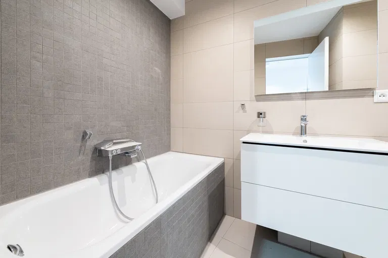 Na Štyridsiatku, Staré Mesto - Bratislava I | Prenájom, Byt, 3-izbový, 164 m²