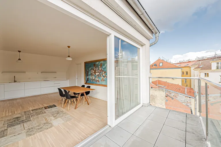 Bořivojova, Žižkov - Prague 3 | Sale, Apartment, One-bedroom (2+kk), 117 m²