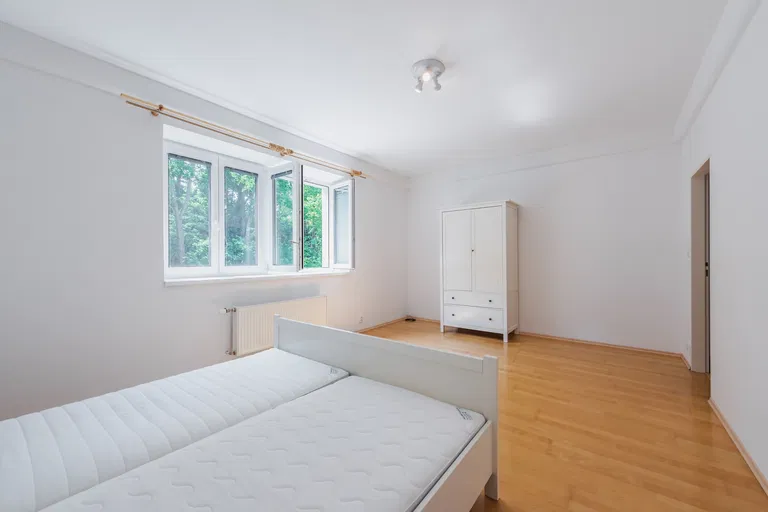Na Hřebenkách, Smíchov - Praha 5 | Prenájom, Byt, 3-izbový, 106 m²