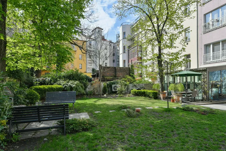 Belgická, Vinohrady - Prague 2 | Sale, Apartment, Two-bedroom (3+kk), 118 m²