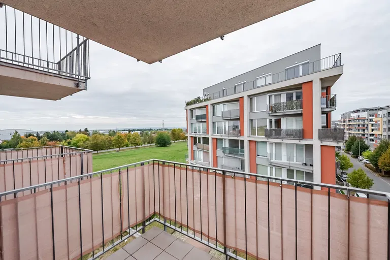 Sazovická, Zličín - Prague 5 | Sale, Apartment, Two-bedroom (3+kk), 96 m²