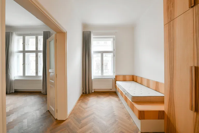 Šumavská, Vinohrady - Prague 2 | Sale, Apartment, Two-bedroom (3+1), 89 m²