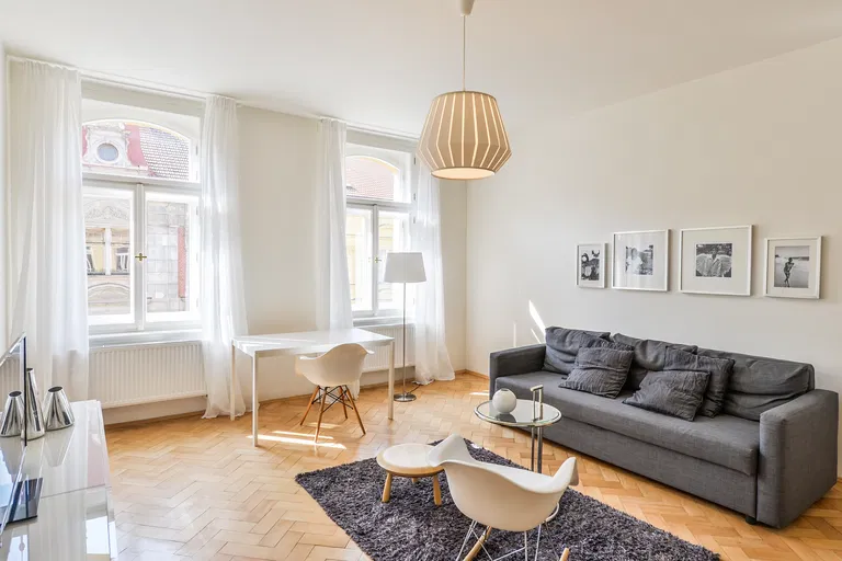 Řipská, Vinohrady - Praha 10 | Prenájom, Byt, 2-izbový, 79 m²