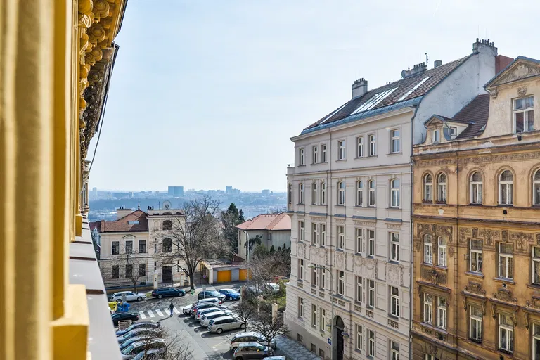 Řipská, Vinohrady - Praha 10 | Prenájom, Byt, 2-izbový, 79 m²