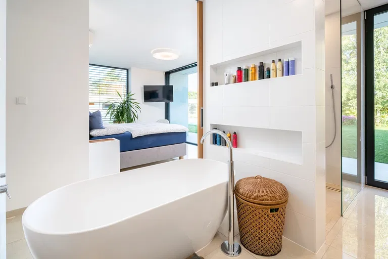 Uzavřená - Brno-venkov | Predaj, Rodinný dom, 5-izbový, 248 m²