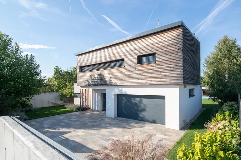 Uzavřená - Brno-venkov | Predaj, Rodinný dom, 5-izbový, 248 m²