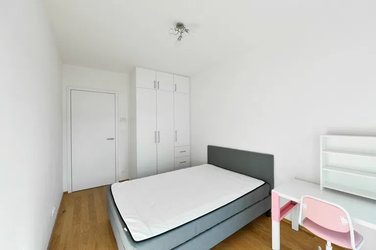 Pod Dvorem, Veleslavín - Praha 6 | Prenájom, Byt, 4-izbový, 116 m²