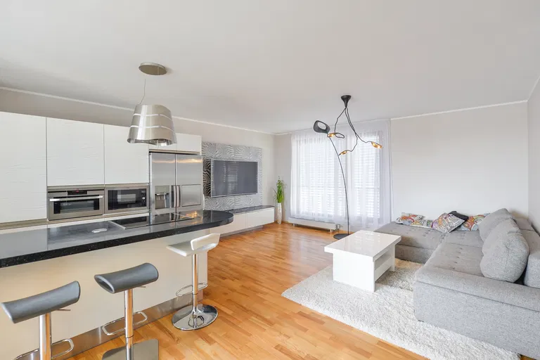 Krumlovská, Michle - Praha 4 | Prenájom, Byt, 3-izbový, 195 m²