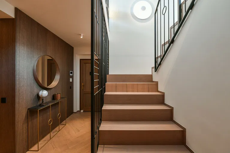 Vinohradská, Vinohrady - Prague 3 | Sale, Apartment, Four-bedroom (5+kk), 170 m²