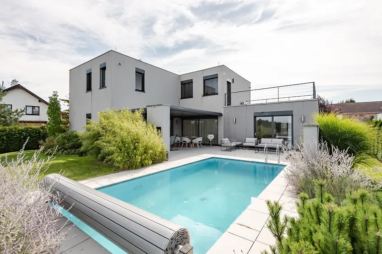 Muchomůrková, Pitkovice - Prague 10 | Sale, House, Four-bedroom (5+kk), 273 m²