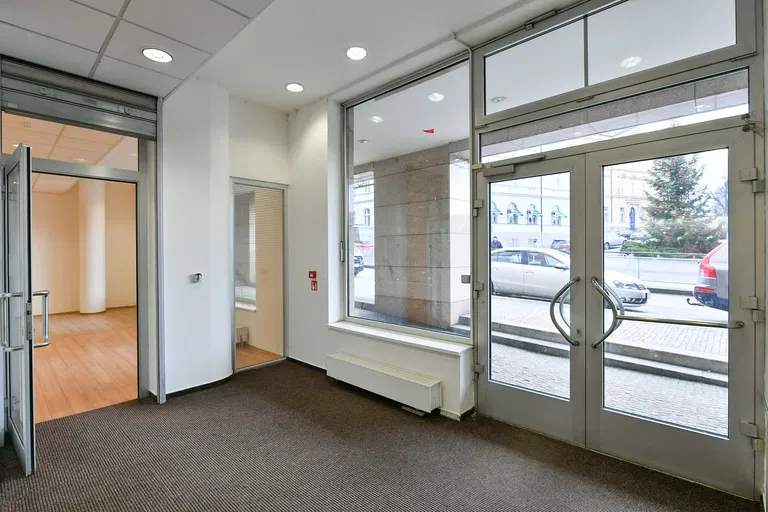 Sokolovská, Vysočany - Praha 9 | Predaj, Obchodný priestor, 340 m²