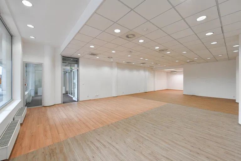Sokolovská, Vysočany - Praha 9 | Predaj, Obchodný priestor, 340 m²