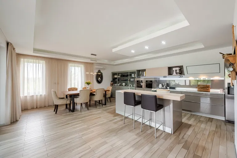 Muchomůrková, Pitkovice - Prague 10 | Sale, House, Four-bedroom (5+kk), 273 m²