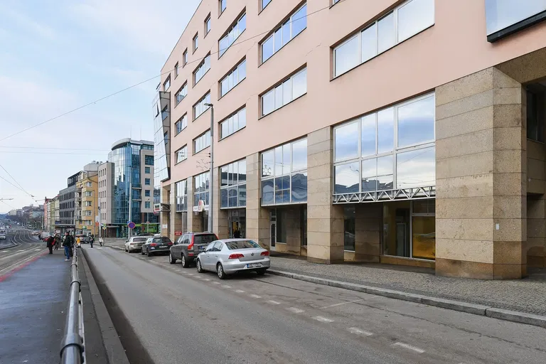 Sokolovská, Vysočany - Praha 9 | Predaj, Obchodný priestor, 340 m²