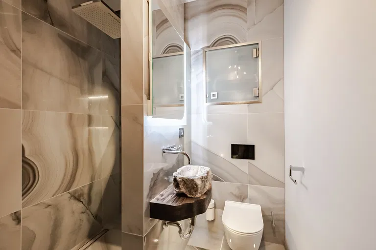 Dlouhá, Staré Město - Prague 1 | Sale, Apartment, One-bedroom (2+kk), 83 m²