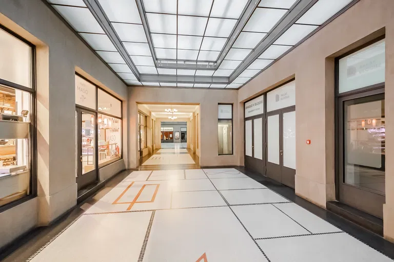 Dlouhá, Staré Město - Prague 1 | Sale, Apartment, One-bedroom (2+kk), 83 m²