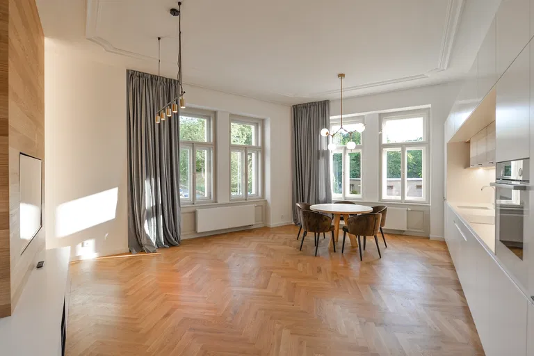 U Rajské zahrady, Žižkov - Praha 3 | Prenájom, Byt, 3-izbový, 117 m²