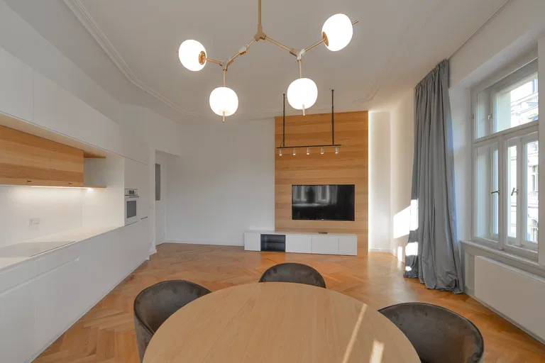 U Rajské zahrady, Žižkov - Praha 3 | Prenájom, Byt, 3-izbový, 117 m²